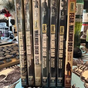 The Walking Dead DVD Set - Black and Gray